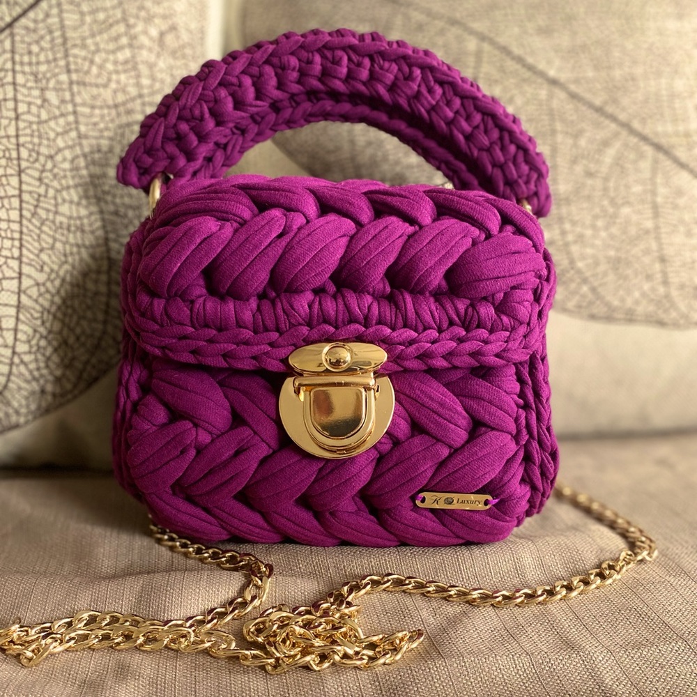 Kluxury Marshmallow Puff bag - Picture 1 of 8